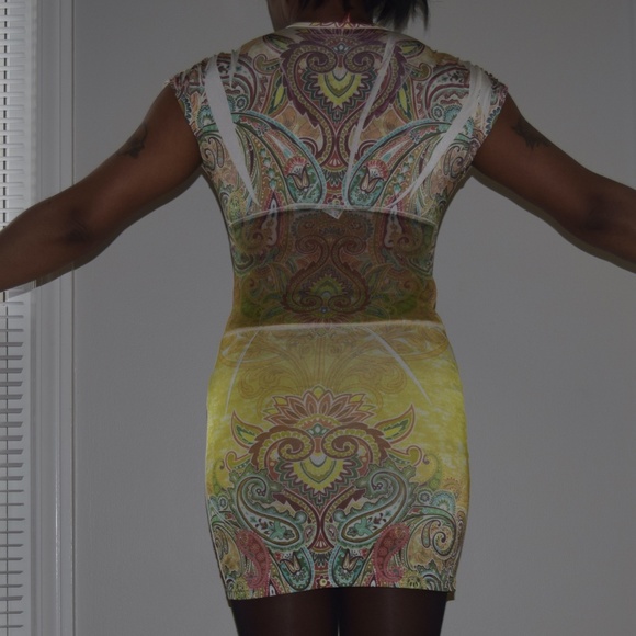 Light Multi Color Poly Dress with Mesh Pattern Waist - Picture 2 of 7
